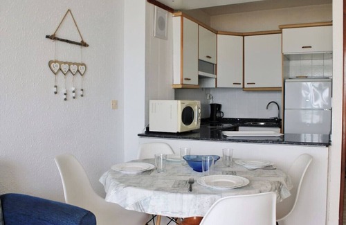 Noja Apartment | Beachfront Apartment with Spa & Pet-Friendly Amenities