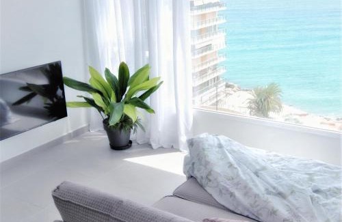 L'Albufereta Apartment | Oceanfront Apartment with Breathtaking Sea Views