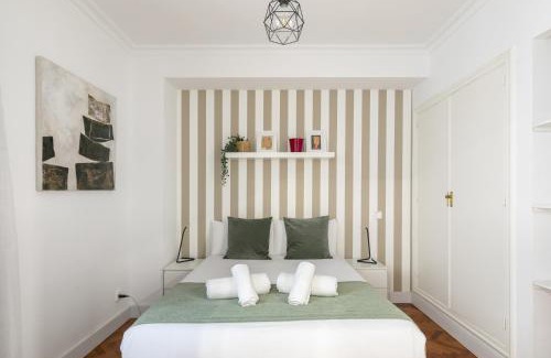Recoletos Apartment | Scenic Apartment with Views of Parque del Retiro