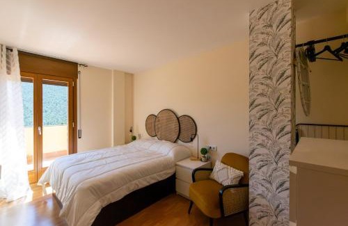 La Molina Apartment | Scenic Apartment with Views of Puigmal - 4 Star Excellence