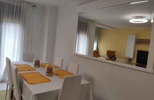 La Seu d'Urgell Apartment | Top-Rated Apartamento Confort II: Pet-Friendly & Breakfast Included