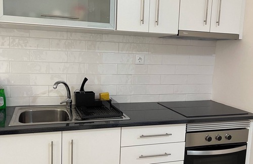 Barreiro Apartment | Cozy Apartment Near Lisbon with Breakfast and Family Perks