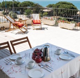 Mazagon Apartment | Oceanfront Apartment Conquistadores Mazagon with 4 Stars
