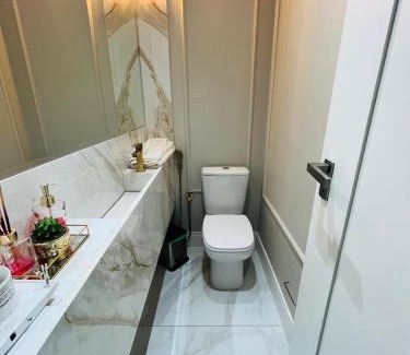 Jurunas Apartment | Apartamento COP30 decorado 120m 3suites secretária 2vg prox turistico
