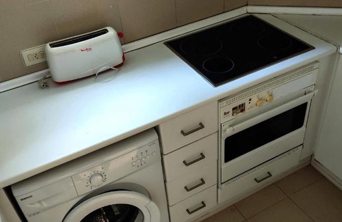 Coves Noves Apartment | Top-Rated Coves Noves Apartment with Pool & Hot Tub