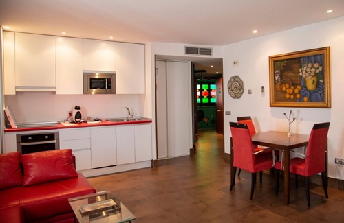 Andujar Apartment | Cozy Duplex Apartment with Child-Friendly Amenities