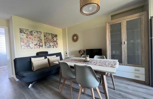 Arzua Apartment | Family-Friendly Stay at Apartamento da Fraga - Rated 9.5