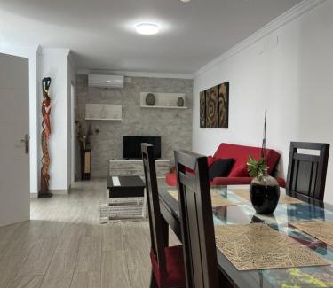 Old Town Apartment | Family-Friendly Getaway at Apartamento Daniela 1