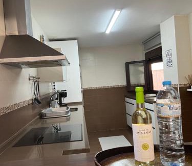 Old Town Apartment | Family-Friendly Getaway at Apartamento Daniela 1