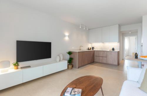 Denia Apartment | Apartamento de Diseño Reformado con Piscina y Jardín