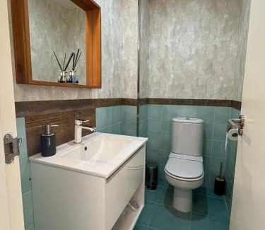 Vera Apartment | Elegant Alm. Golf Resort Apartment with Pool & Family Amenities