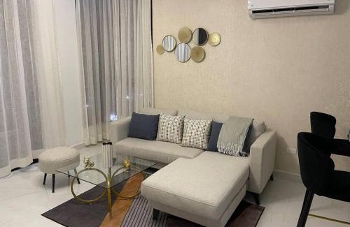 Yolanda Morales Apartment | Elegant 4-Star Apartment in Piantini with Pool & Kitchen