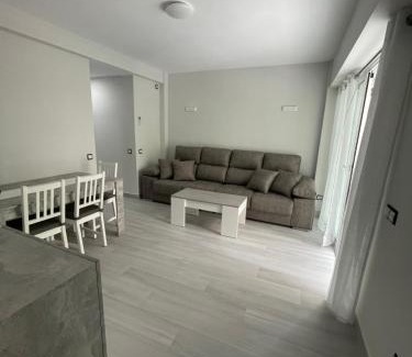 Cullera Apartment | Top-Rated Apartment in Cullera with AC & Parking Options