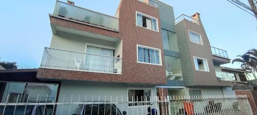 Santinho Apartment | Beachfront Apartment with Ocean Views & Pet-Friendly Stays