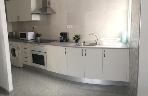 Ciudad Jardin Apartment | Child-Friendly One-Bedroom Apartment with High Guest Ratings