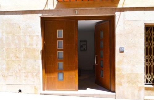 Tarazona Apartment | Cozy Apartamento Doz: Pet and Child Friendly Getaway