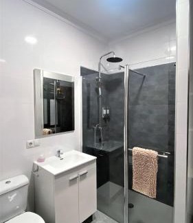 Carmona Apartment | Kid-Friendly Double Apartment in Historic Carmona