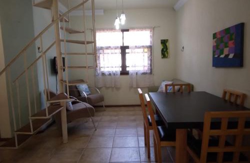 Balneario Mogiano Apartment | Perfect Getaway Duplex Just 100 Meters from Boracéia Beach