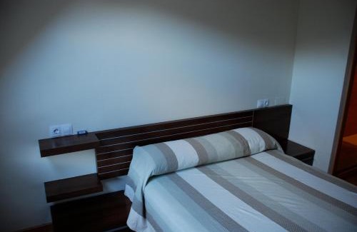 Porto de Espasante Apartment | Inviting Apartment Espasante with Pool and Family-Friendly Vibe