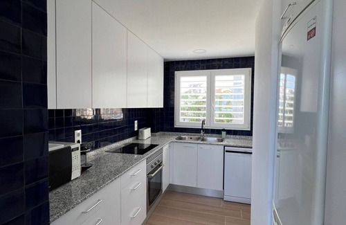Grau i Platja Apartment | Beachfront Apartment with Ocean View & Spa Amenities