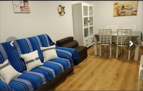 Almeria Apartment | Unforgettable Stay at Apartamento El Ancla with Ocean View
