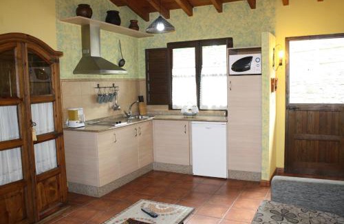 Serrapio Apartment | Relaxing Stay at Apartamento El Carro - La Xiarapina