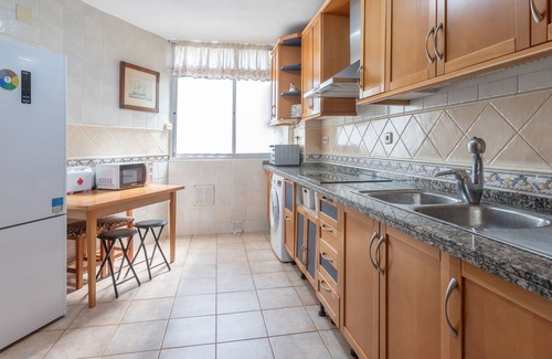 Teatinos House | APARTAMENTO EL CONSUL MALAGA - ADULTS ONLY - Fantastic apartment with shared pool and free