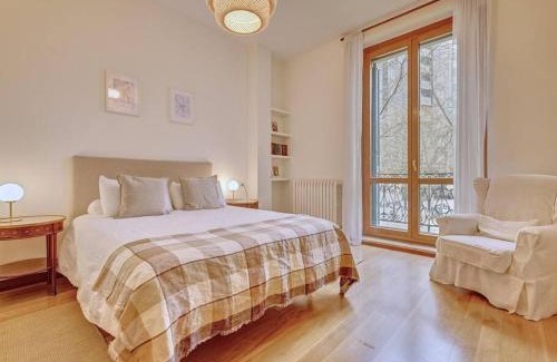 Primer Ensanche Apartment | Family-Friendly Retreat at Apartamento El Cuarto Rey