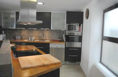 El Cuarton Apartment | Guest Rated 10/10: Apartamento El Cuarton with Kitchen