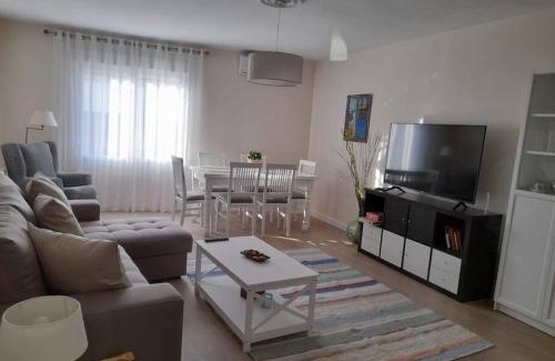 La Guardia Apartment | Highly Rated Apartamento El Nido: Family & Pet-Friendly Stay