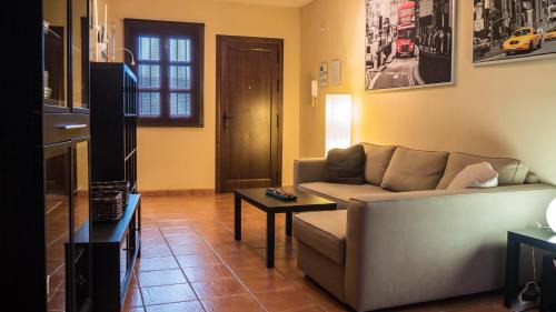 Ecija Apartment | Cozy El Salón Apartment: Top-Rated and Family Friendly