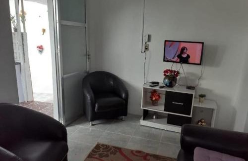 Praia do Jardim House | Prime Family Retreat at Praia do Jardim - Guest Rated 10/10