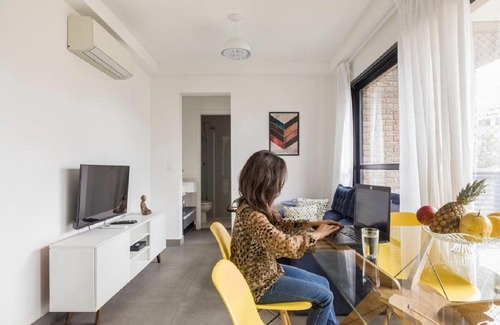 Pinheiros Apartment | Pet-Friendly Apartment in São Paulo's Vibrant Vila Madalena