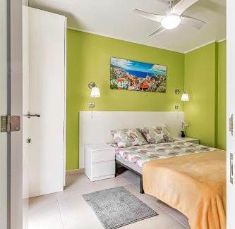Alcala Apartment | New Apartment in Alcalá with Ocean View and Parking