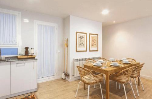 Logrono City Centre Apartment | Family-Friendly Apartment in Colón - Logroño, Rated 9.2