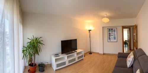 Laredo Apartment | Oceanfront Apartment in Laredo, Costa de Cantabria