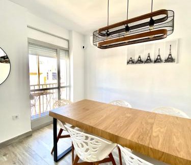 San Fernando Apartment | Central San Fernando Cadiz Apartment - Guest Rated 9.8/10