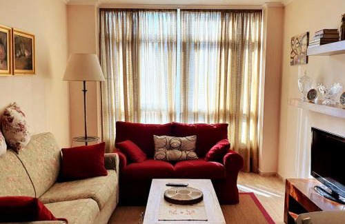 Fazouro Apartment | Modern Apartment in Downtown Foz with Pool Access