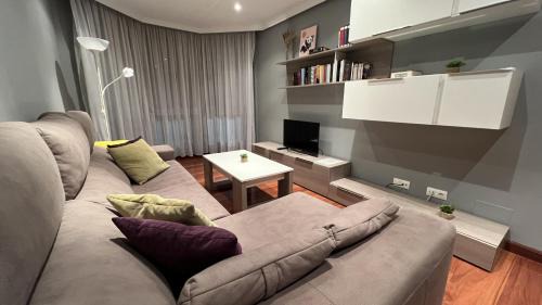 Santona Apartment | Prime Central Santoña Apartment with Child-Friendly Amenities