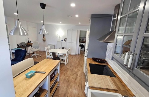 Loza Apartment | Cozy Apartment on the Beautiful Costa Verde Asturiana