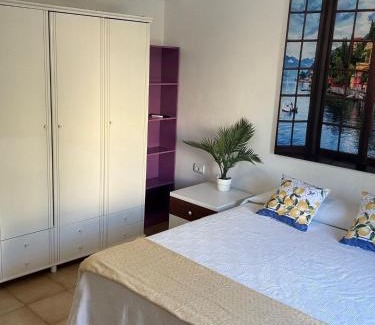 Ontinyent Apartment | Child-Friendly Apartment in the Park - Guest Rated 10/10