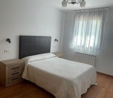 Carrena Apartment | Child-Friendly Haven: Apartamento en Carreña de Cabrales