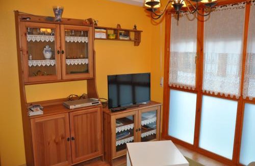 Isaba Apartment | Isaba Retreat: Family-Friendly Apartment with Spa Access