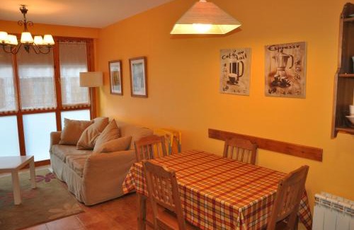 Isaba Apartment | Isaba Retreat: Family-Friendly Apartment with Spa Access