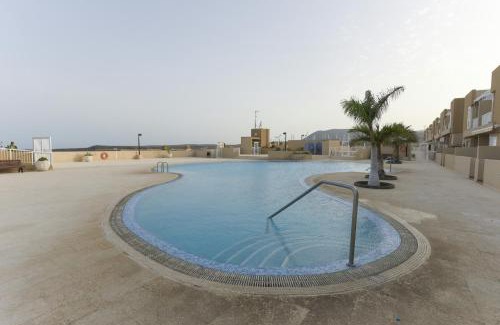 Poris de Abona Apartment | Family-Friendly Apartment at Residencial Cary 2 with Pool