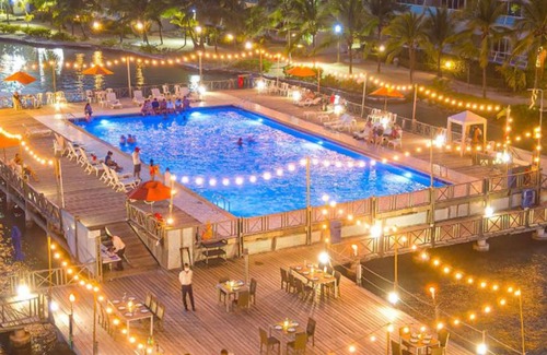 Barrio Obrero Apartment | Family-Friendly Apartment with Oceanfront Views in San Andres