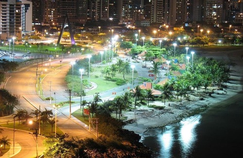 Jardim Camburi Apartment | Oceanfront Apartment Enseada do Suá with Breakfast & Views