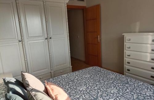 Adra Apartment | Pet-Friendly Entire Apartment Rosa in Adra - Guest Rated 9/10