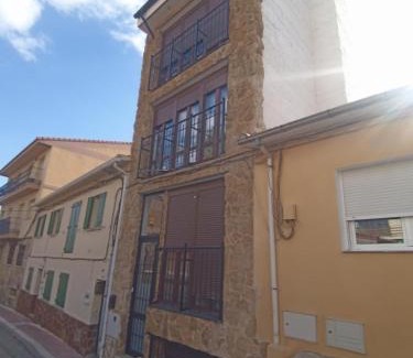 Becerril de la Sierra Apartment | Elegant Apartment in the Sierra with Breakfast Included
