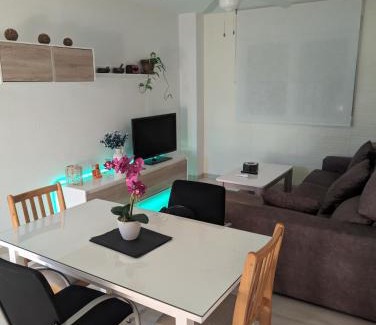 Churriana de la Vega Apartment | Exceptional Family-Friendly Stay at Céntrico Churriana